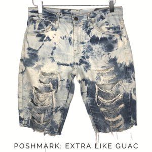 Distressed Bermuda Levi's Shorts